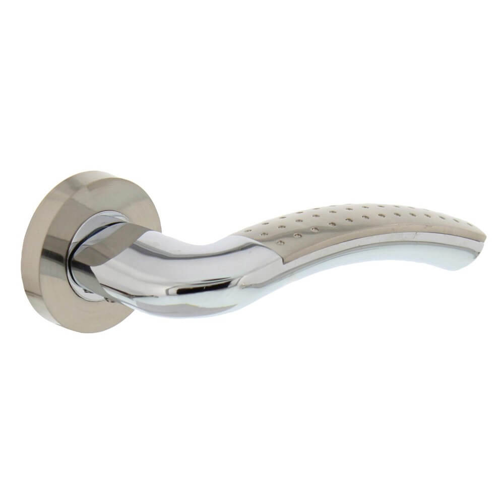 Intersteel Deurklink klassiekSharon op rozet chroom - 0016.168802