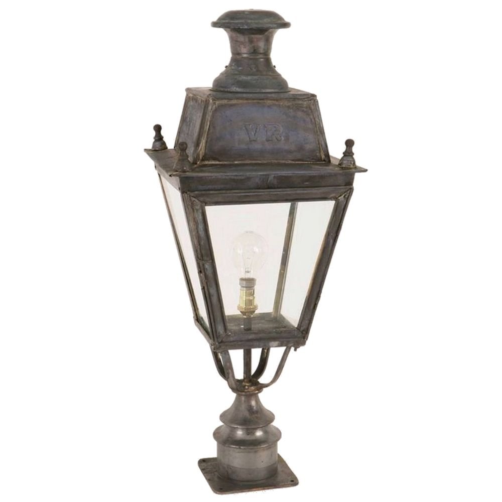 Limehouse Landelijk buitenlamp Balmoral Short Pillar handgemaakt - antiek koper (ANT) - 425SP