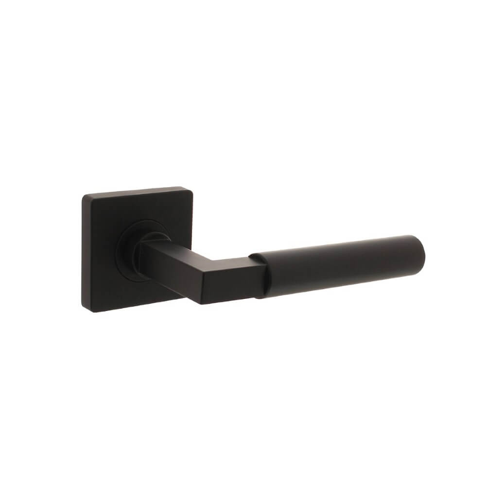 Intersteel DeurklinkBau-Stil vierkant rozet zwart - 0023.174102