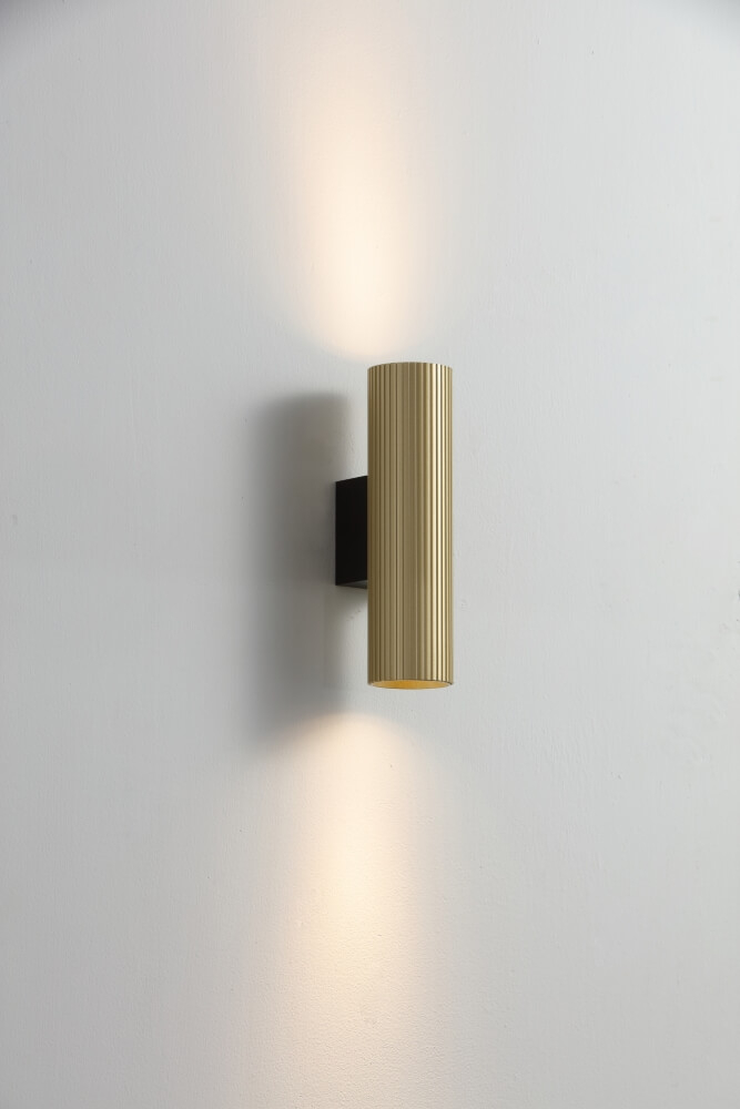 Lyora WandlampOnis up/down - goud met zwart - 107097
