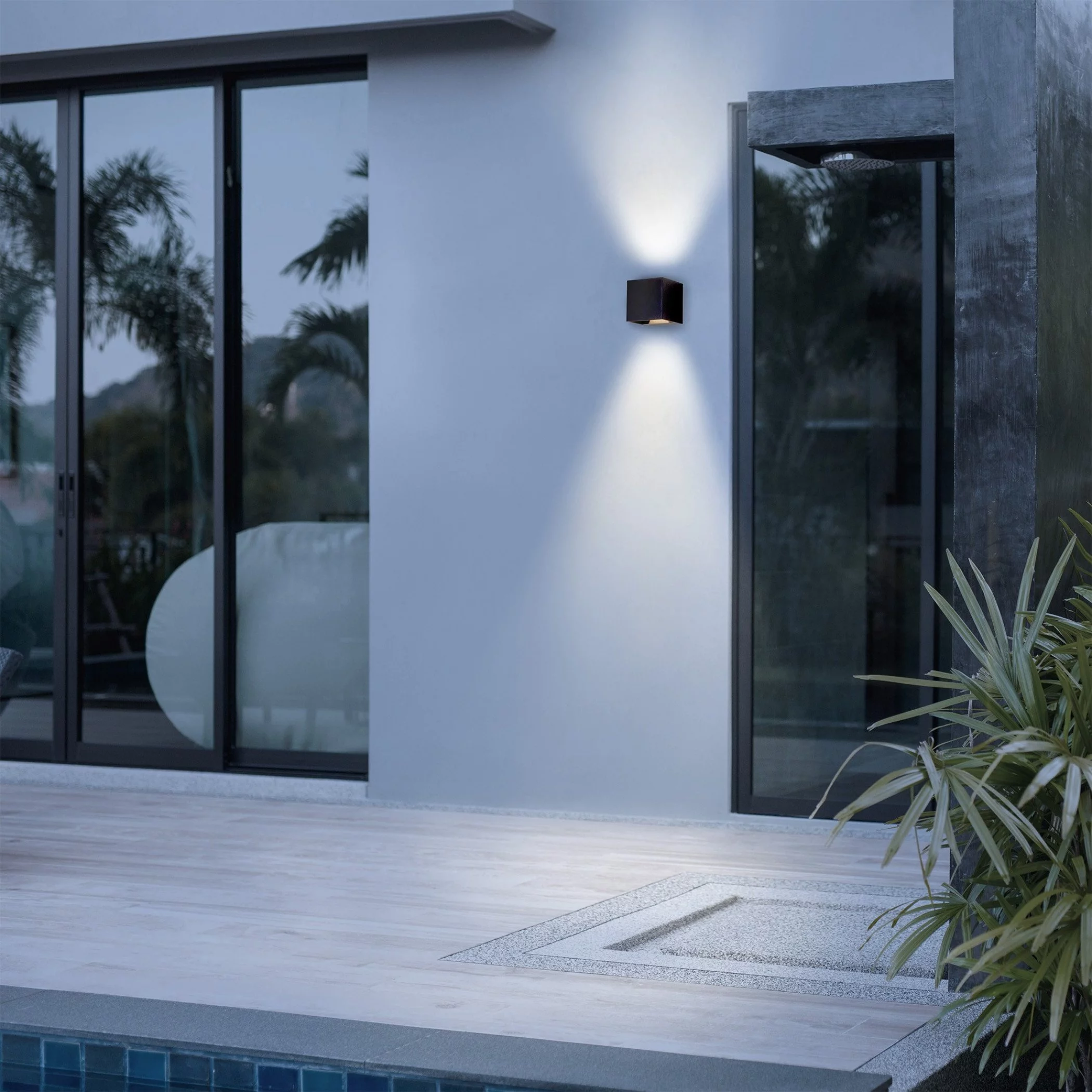 Wandspot Reach zwart up & down KS Verlichting 8714732785600