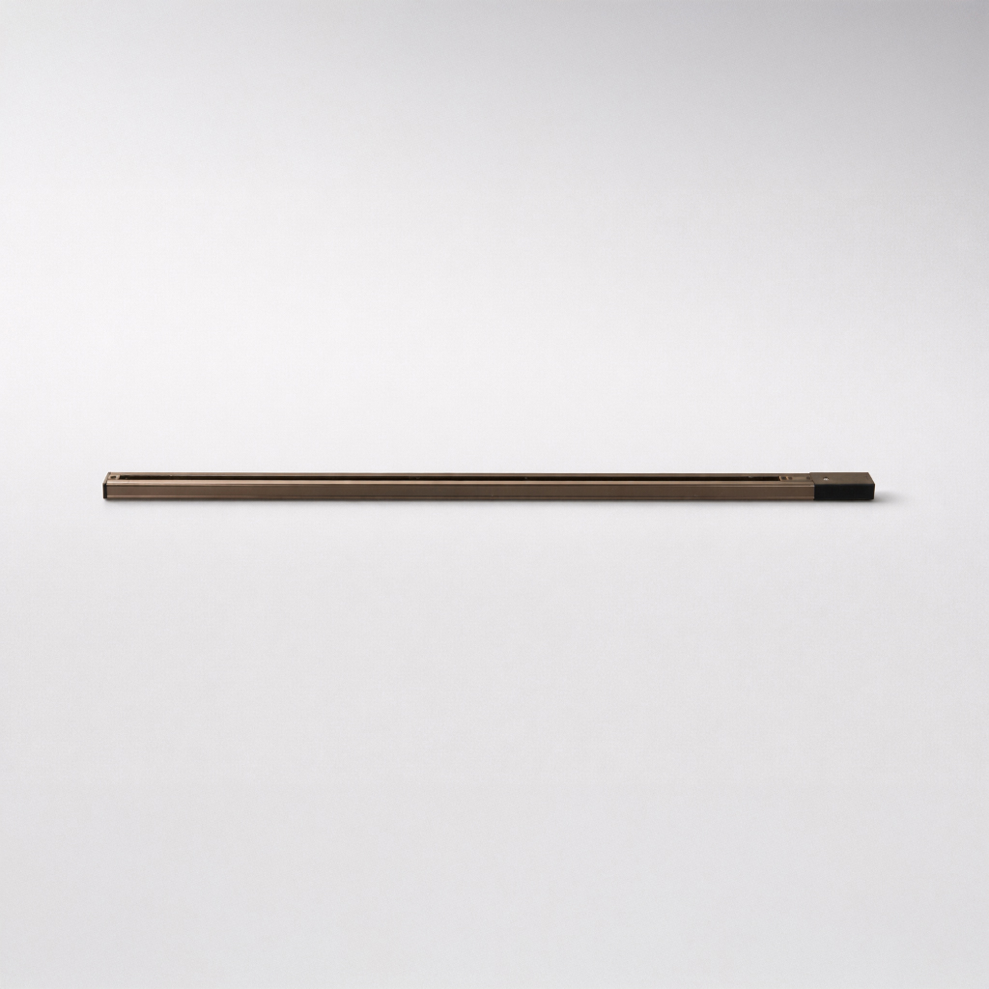 Lyora 1 meter rail met voedingTraQ brons - 510698