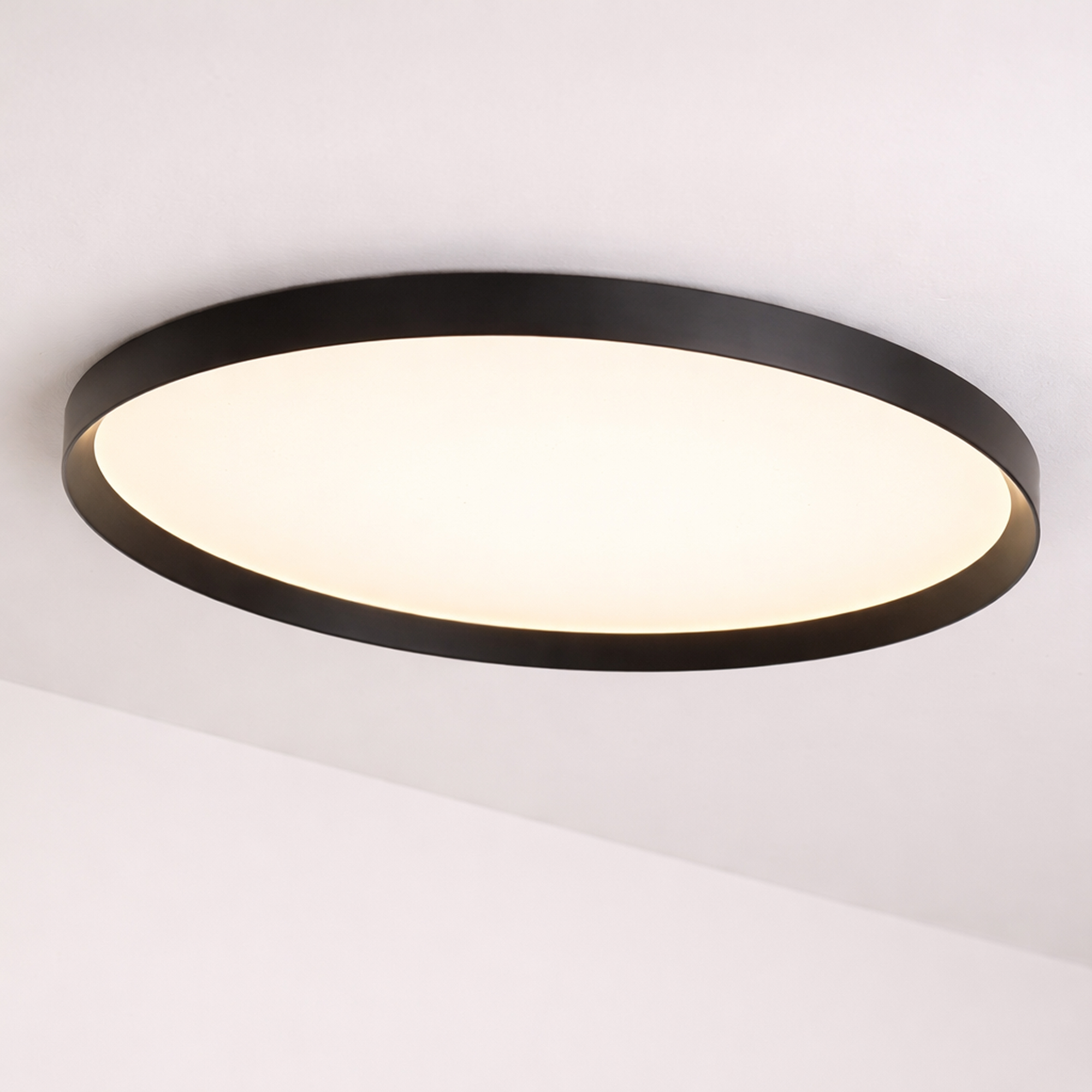 Lyora Strakke plafonnierePrisma zwart Ø 45cm - 510646