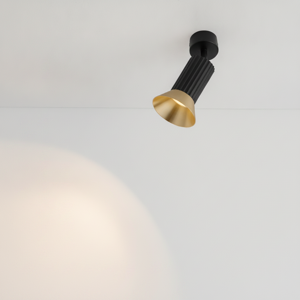 Lyora PlafondspotLuvia richtbaar zwart met goud - 9011440