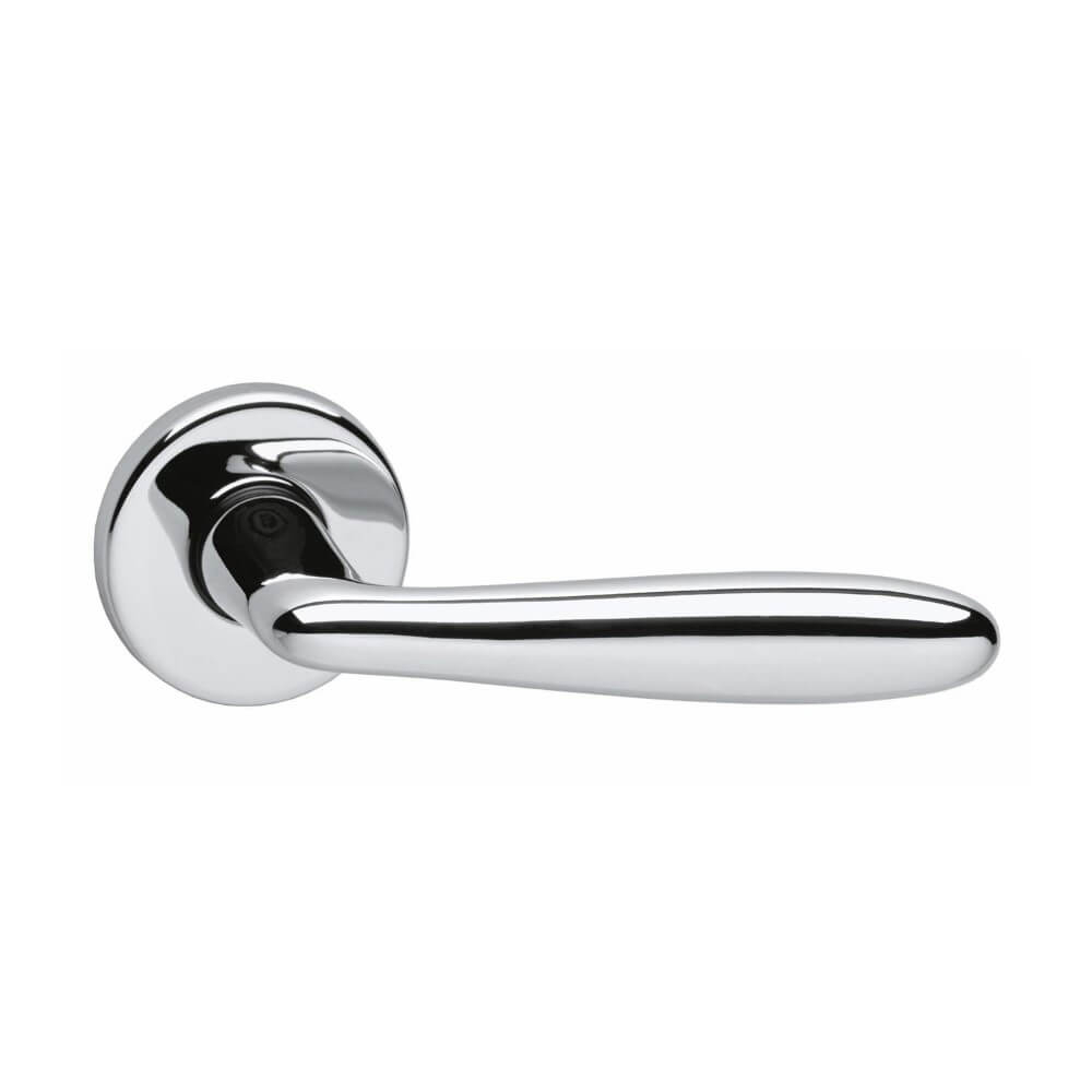 Intersteel Klassieke deurklinkPhobos chroom op rozet - 0016.020002