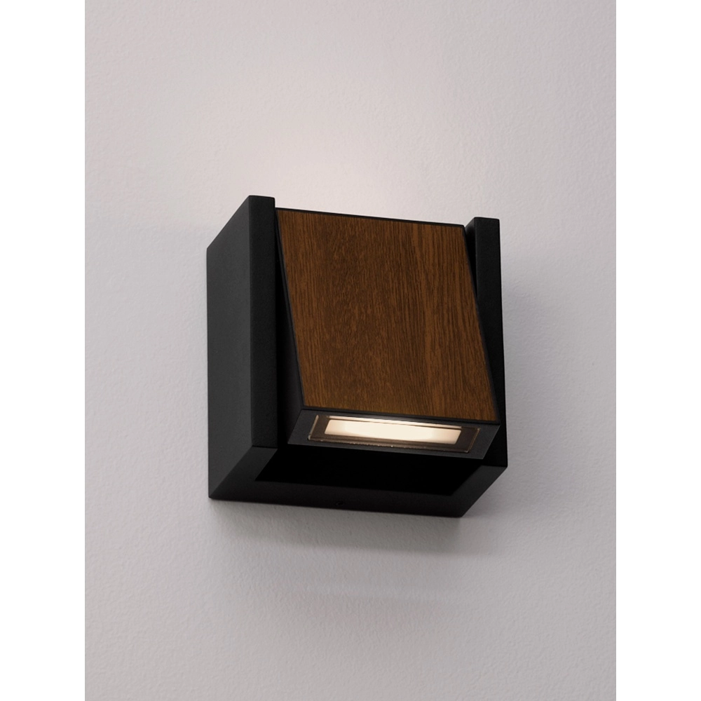 Wandlamp Kioo zwart met hout