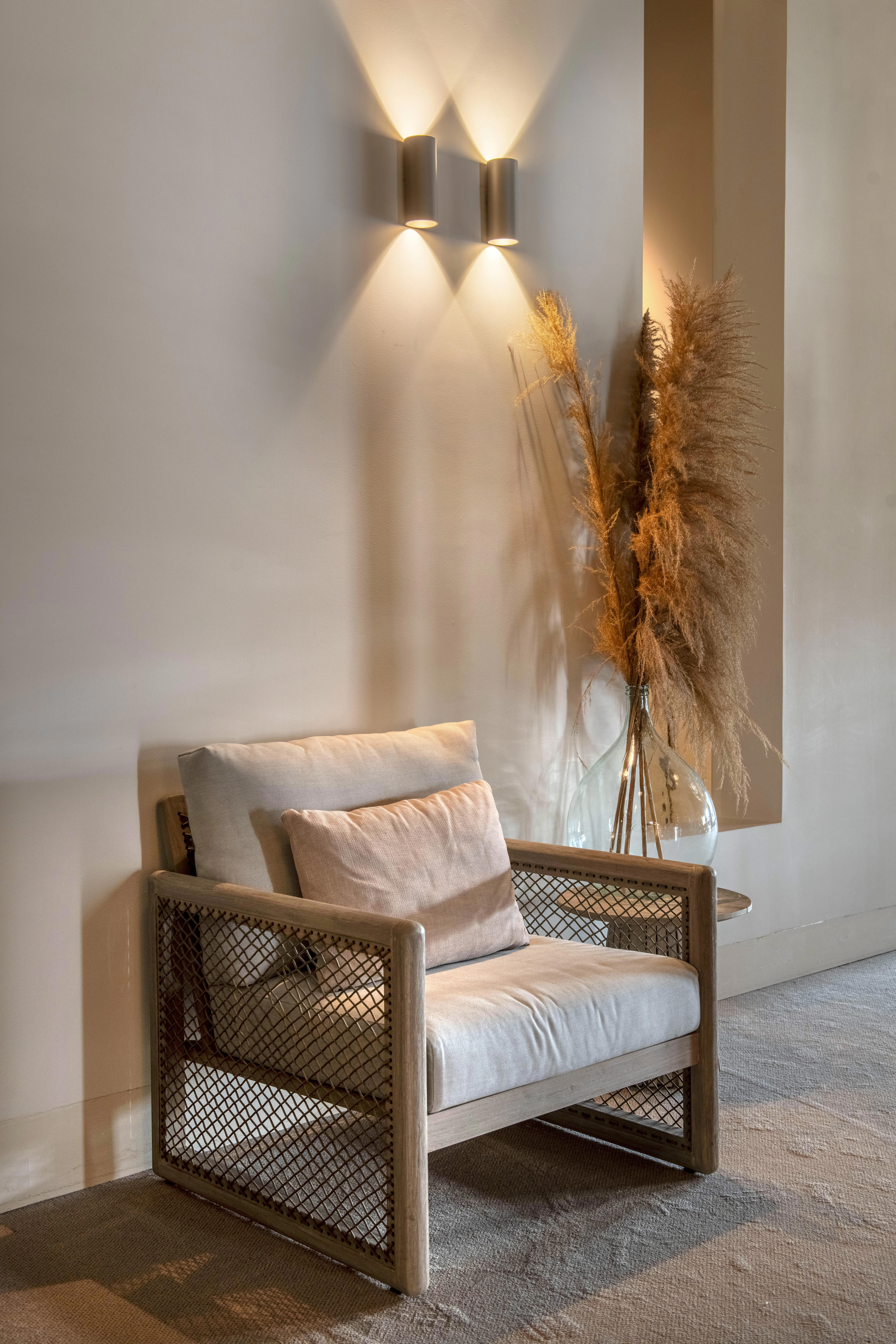 Strakke wandspot Brody 2 dim to warm champagne Artdelight 8720701104075