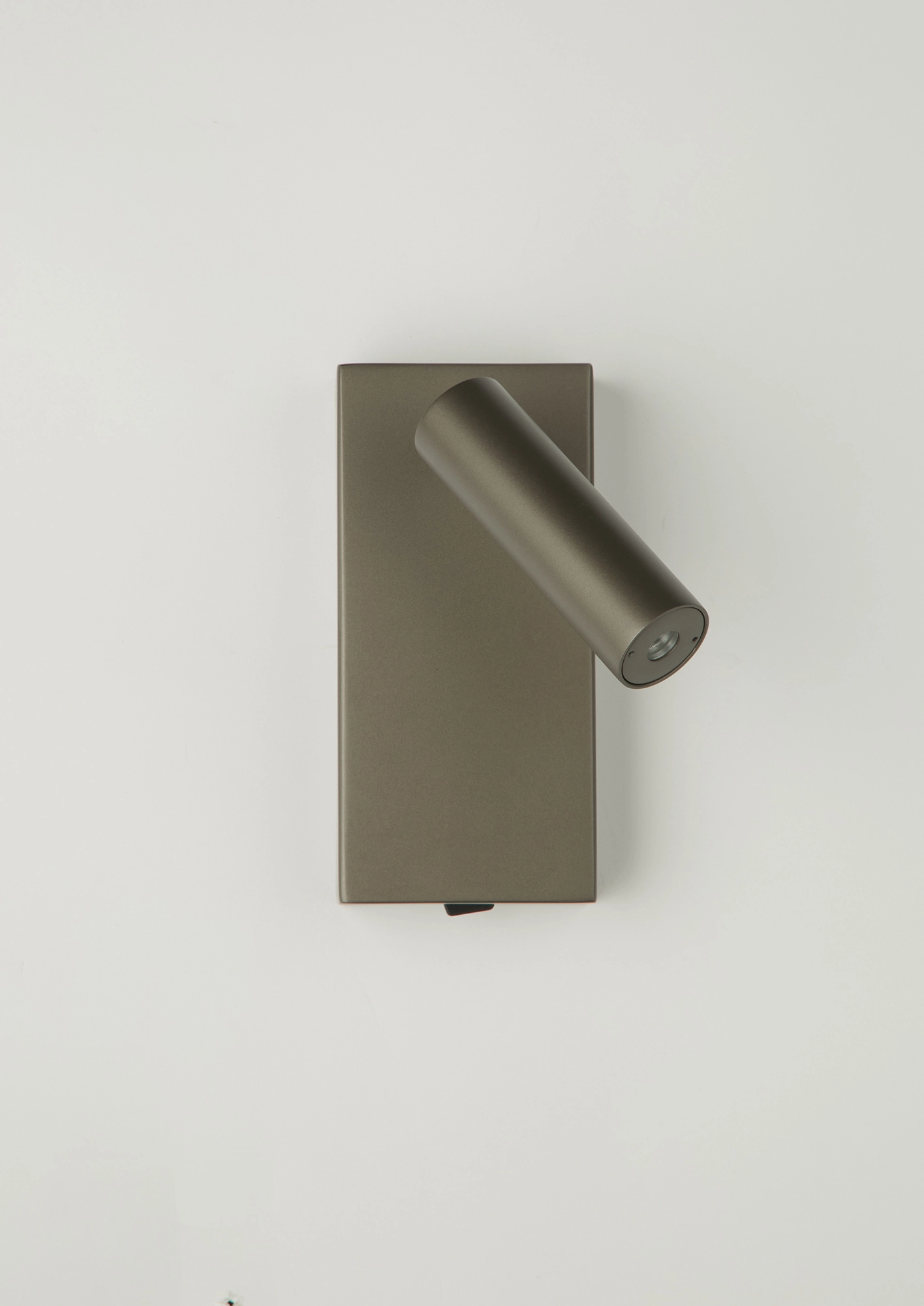 Bedlampje Victoria brons Lyora 5053423311814