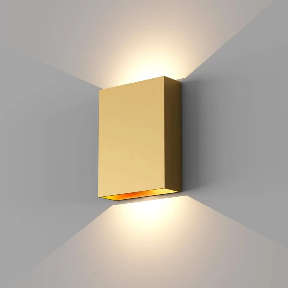 Strakke wandlamp Memphis warm goud