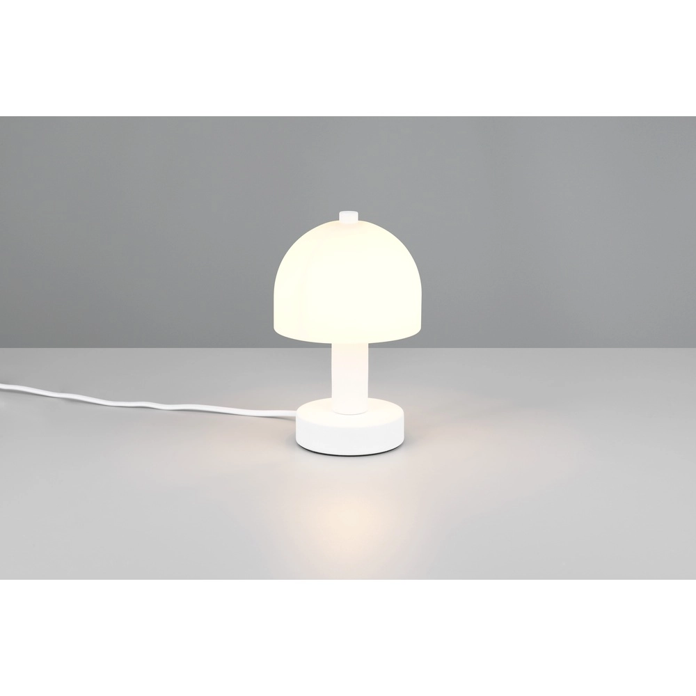 Strakke tafellamp Glenn wit Trio 4017807613612