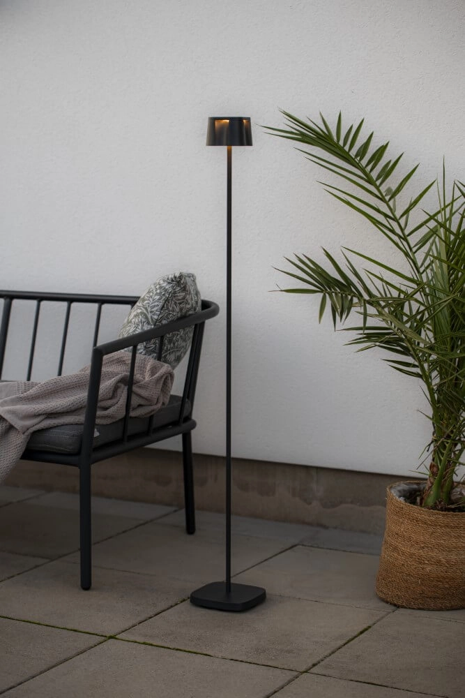 Zwarte vloerlamp Nice voor buiten KonstSmide 7318307831757