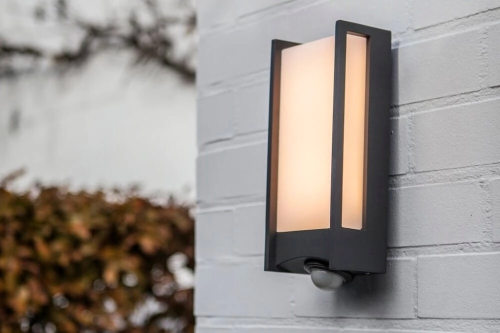 Antraciete wandlamp Qubo met sensor Lutec 6939412048307