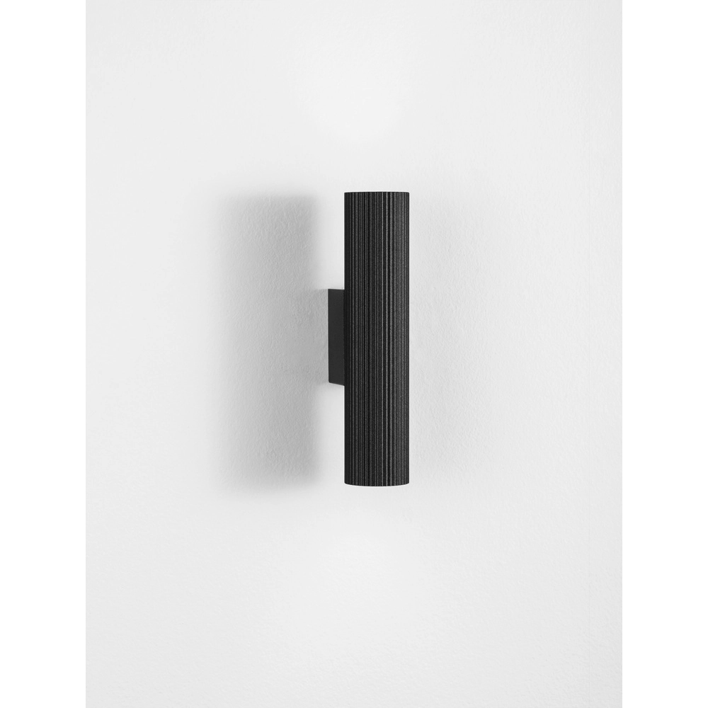 Wandspot Comet up & down zwart Lyora 5212017475794