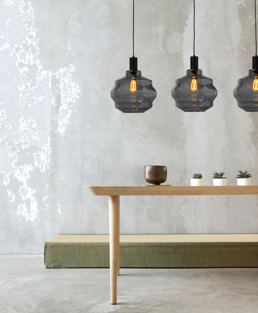 3-lichts hanglamp - zwart - Porto met Ball smoke glazen - Ø 30cm Masterlight 8718121269498