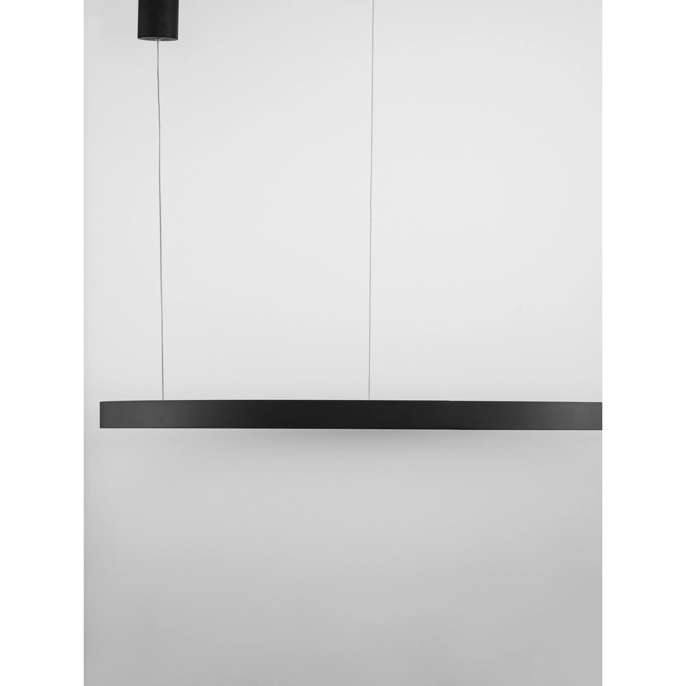 Zwarte hanglamp Elowen design Ø 98cm Lyora 5212017439130
