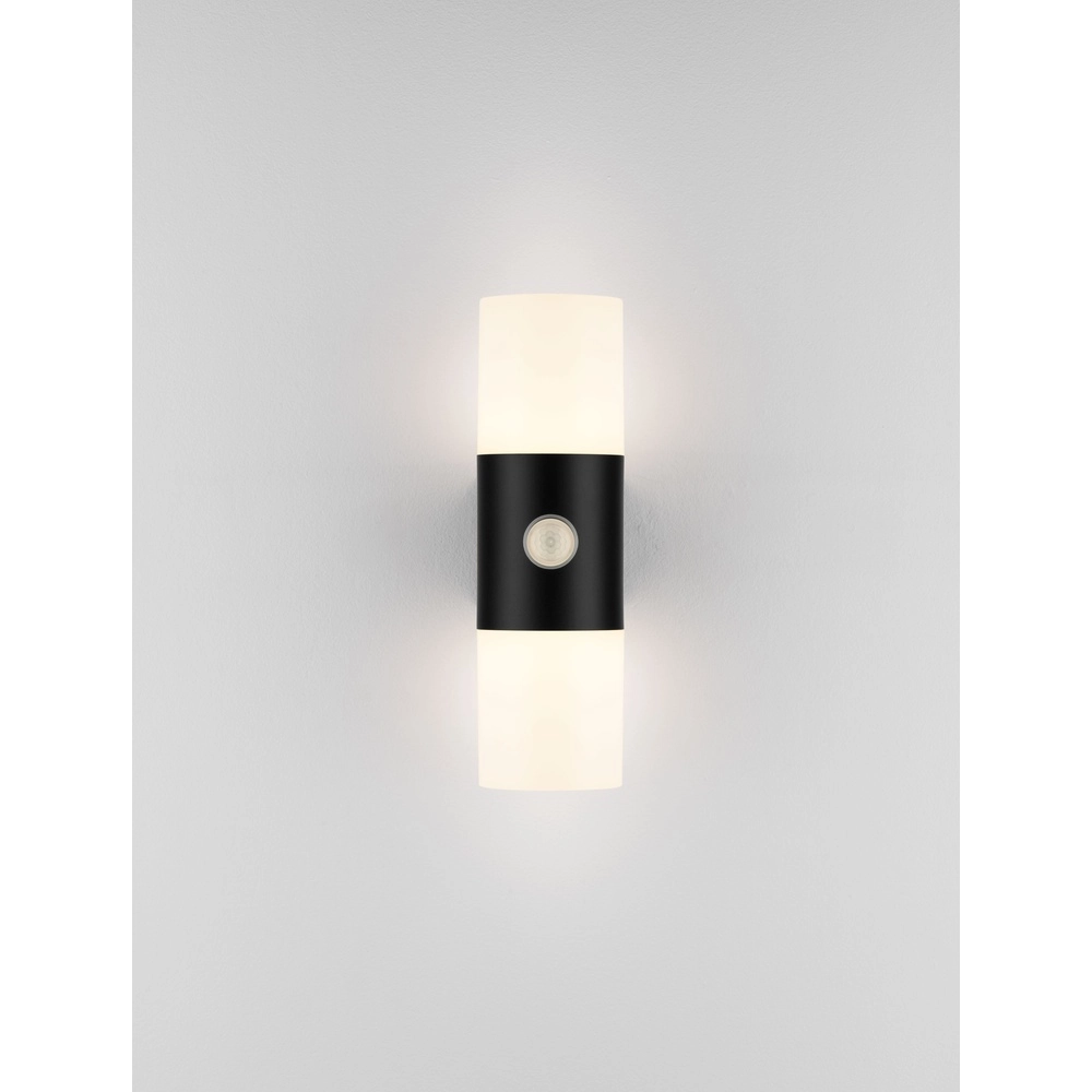 Design wandlamp Paul zwart met sensor Lyora 5212017448255