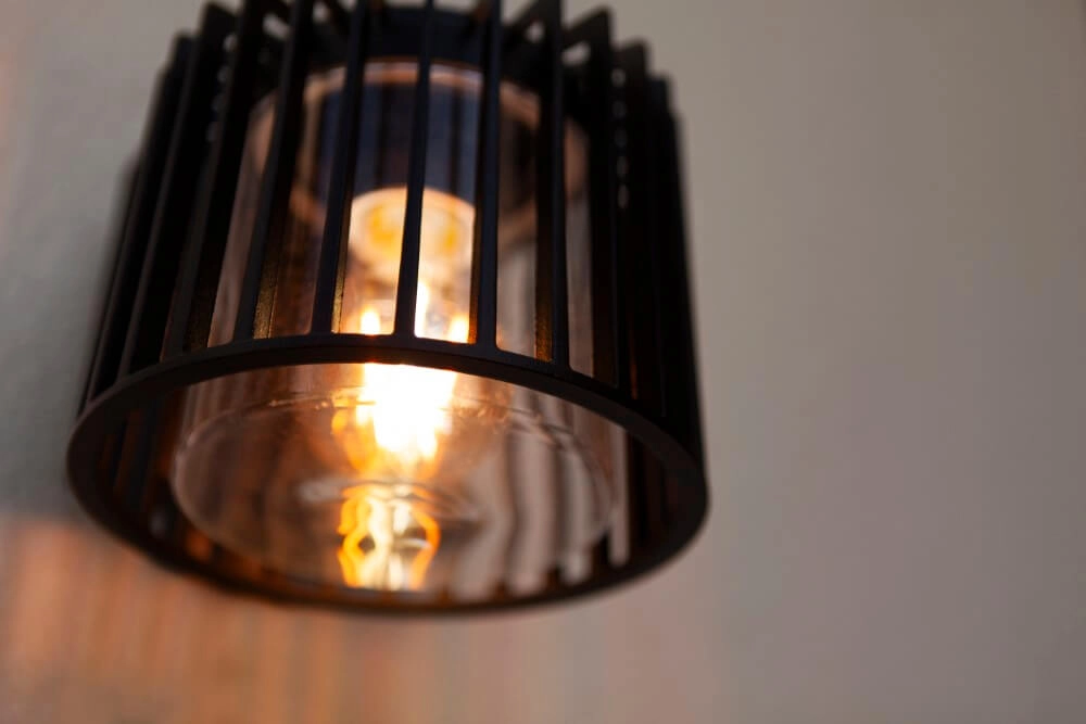 Leuke wandlamp Shyne zwart Lutec 6939412015552