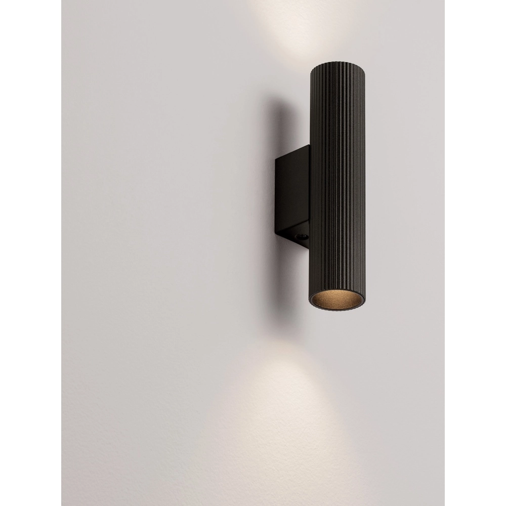 Wandspot Comet up & down zwart Lyora 5212017475794