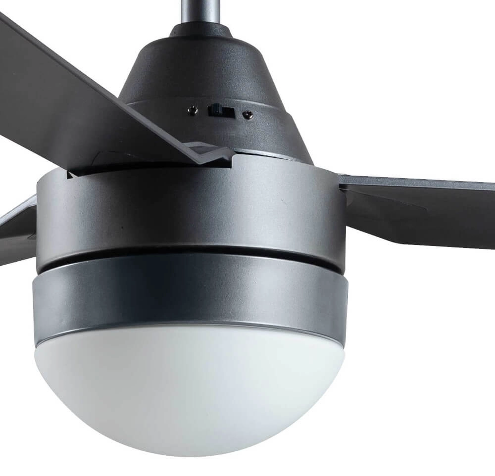 Zwarte ventilator met lamp Megara Ø 122cm IP55 Beacon 9333509165002