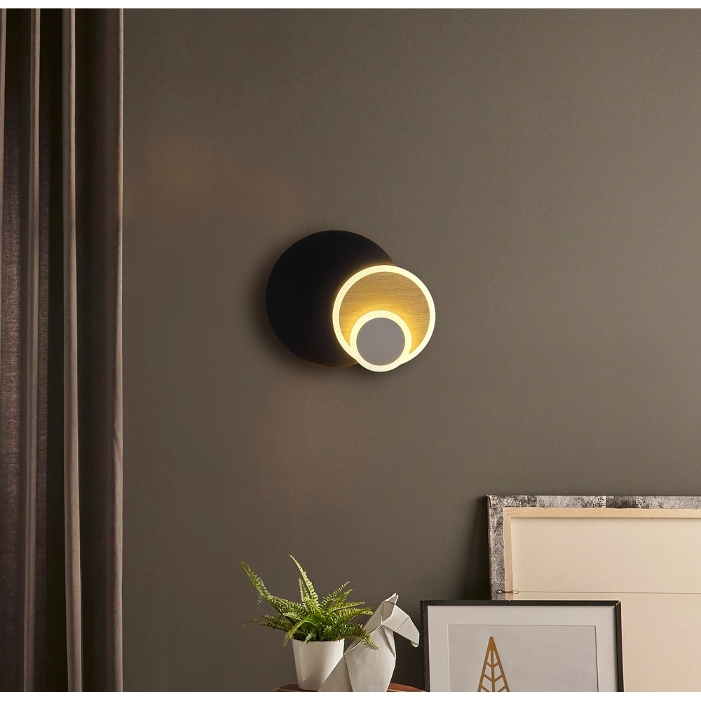 Zwarte wandlamp Odonell met hout Globo 9007371566419