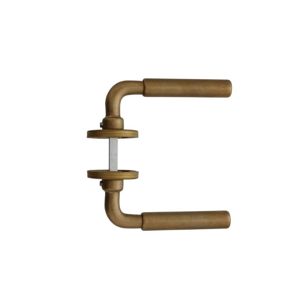 Deurklink Palma op rozet messing getrommeld Intersteel 8714186485736