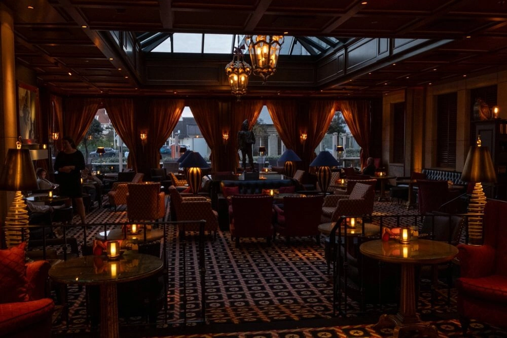 Oplaadbare tafellamp Firefly gold smoked Humble 6097522568556