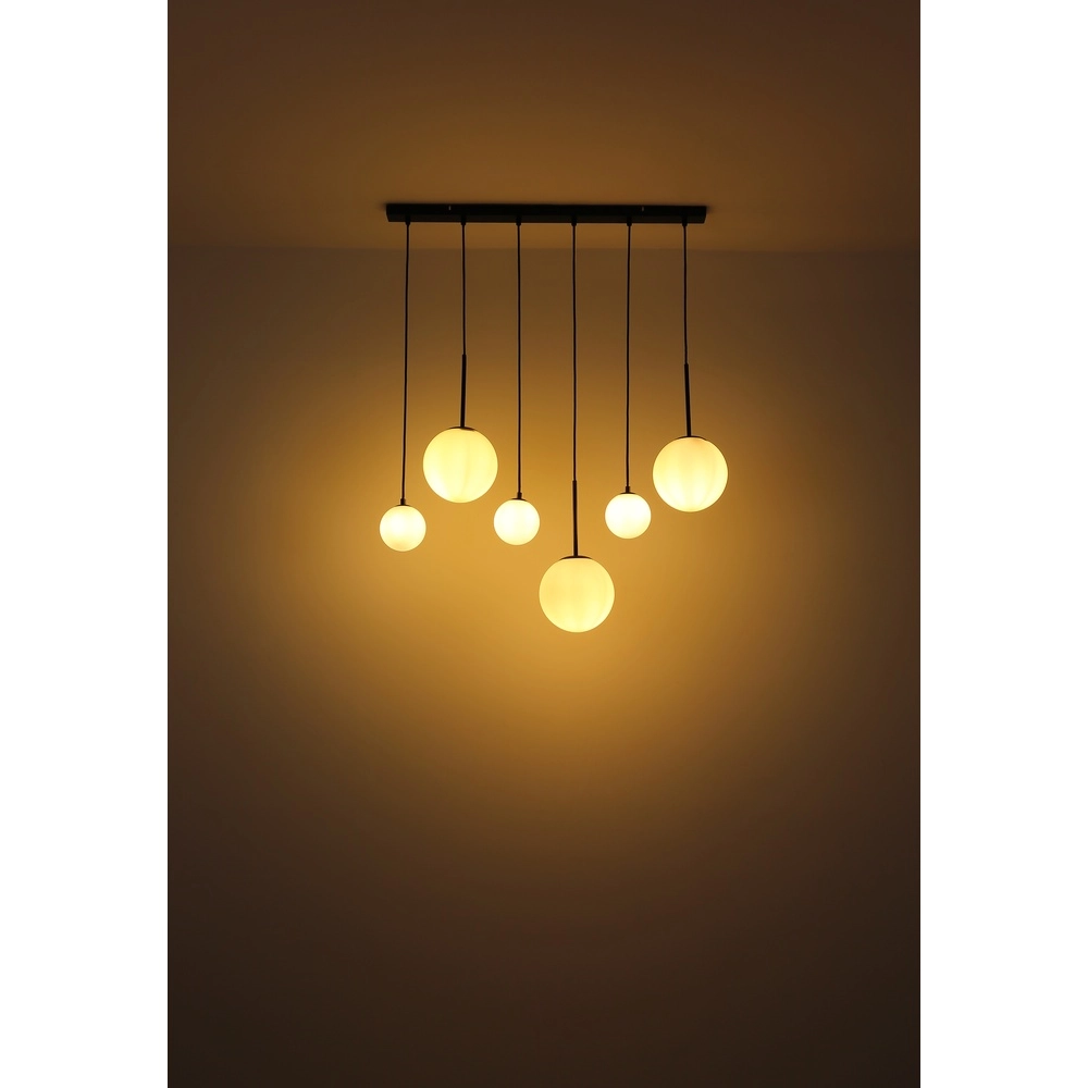 Design hanglamp Hallie 6-lichts zwart met witte bollen Globo 9007371448920