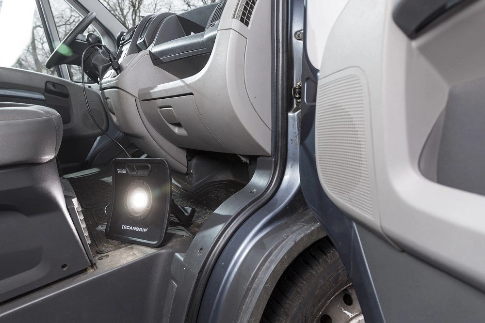 Auto adapter C+R Scangrip 5708997353424