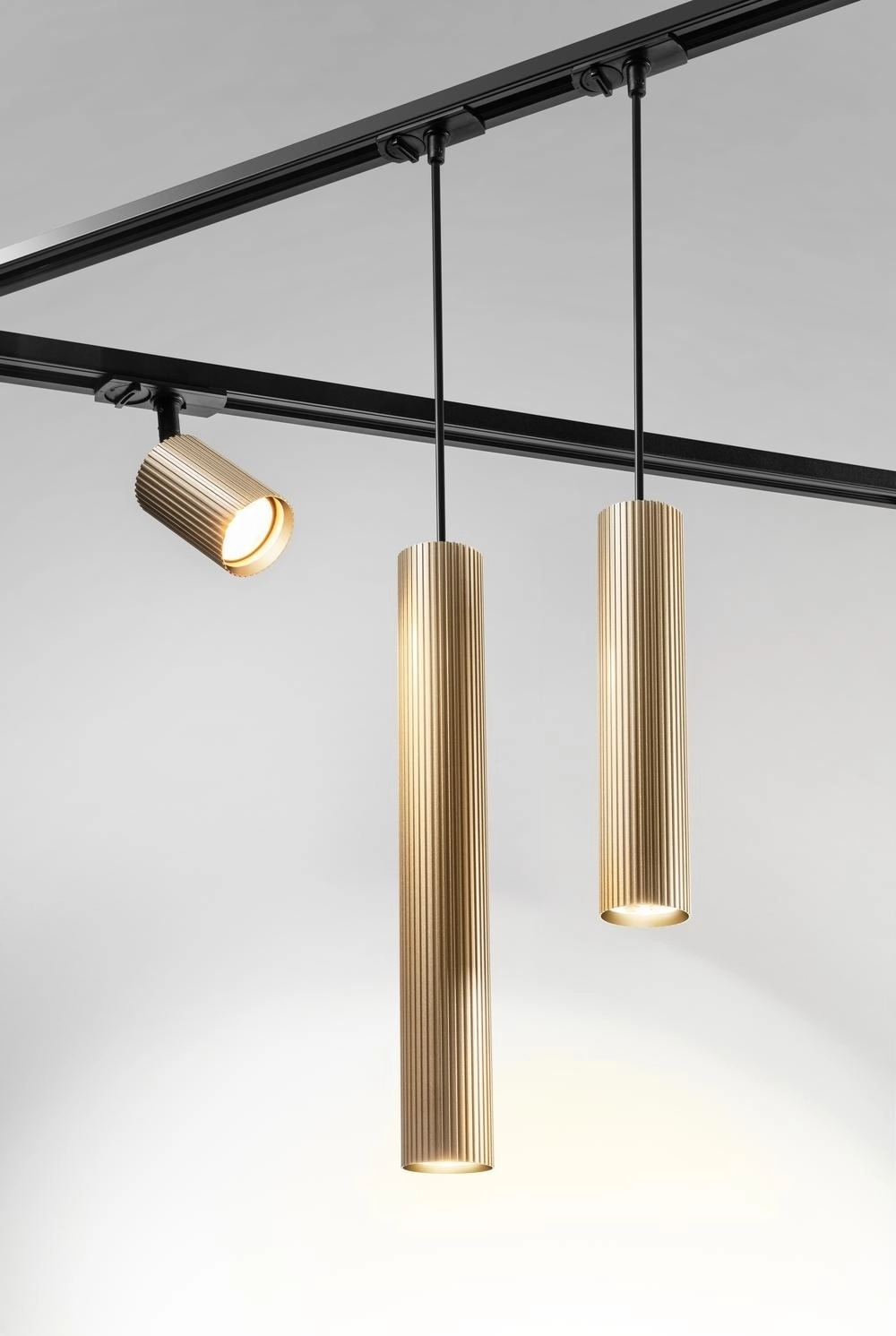 Gouden spot Onis Wing 1-fase Lyora 4255805300411