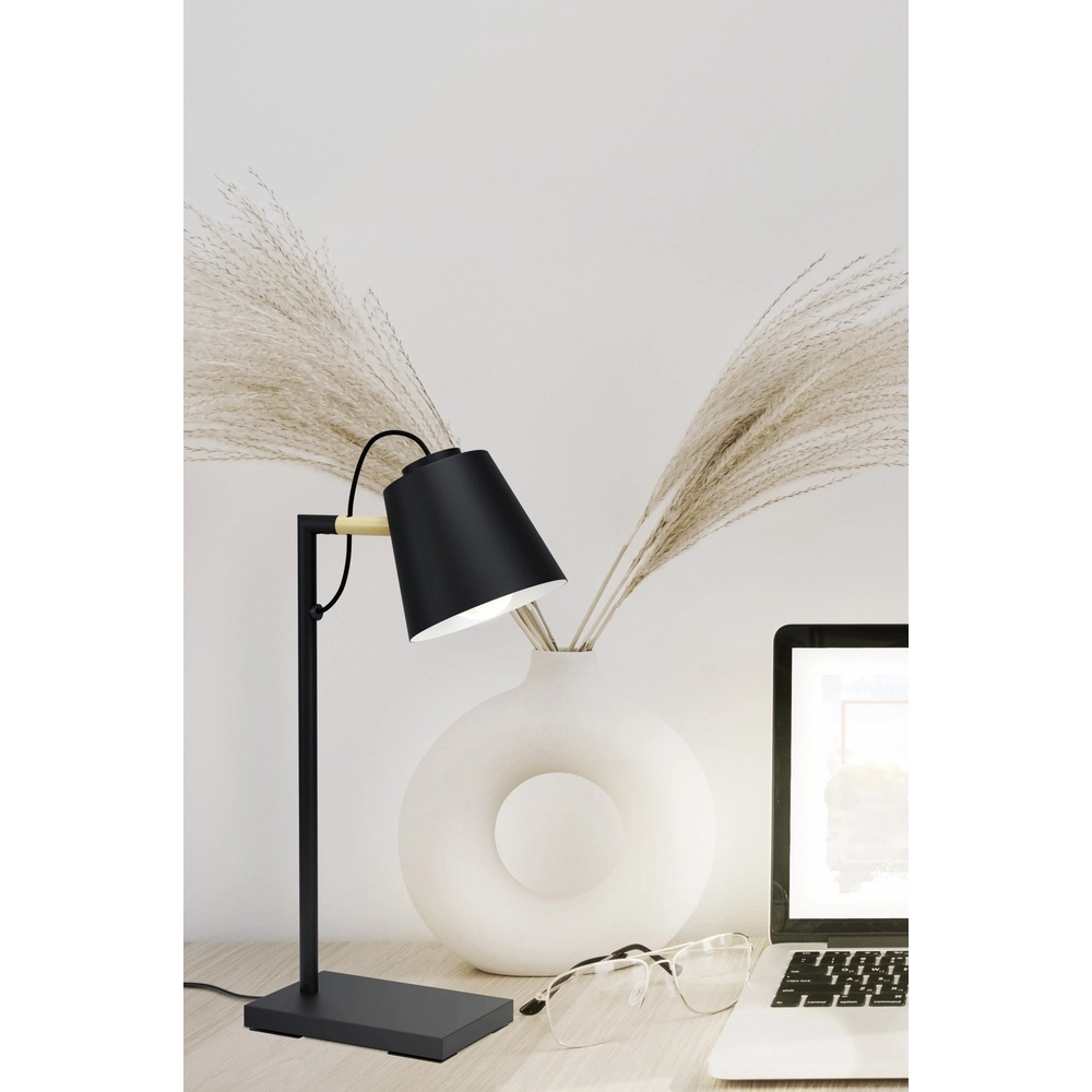 Stijlvolle bureaulamp Lacey zwart met houtlook Eglo 9002759436131