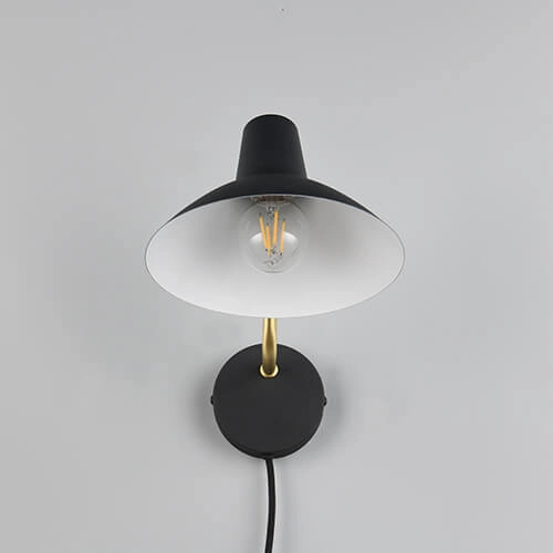 Lees wandlamp Traveller zwart Trio 4017807613759