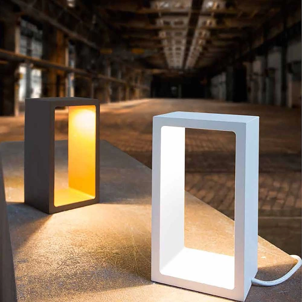 Design tafellamp Corridor zwart met roodkoper Artdelight 8719831732678