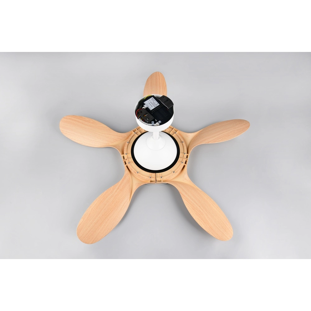 Witte ventilator Flen met houten bladen Ø 108cm Trio 4017807689297