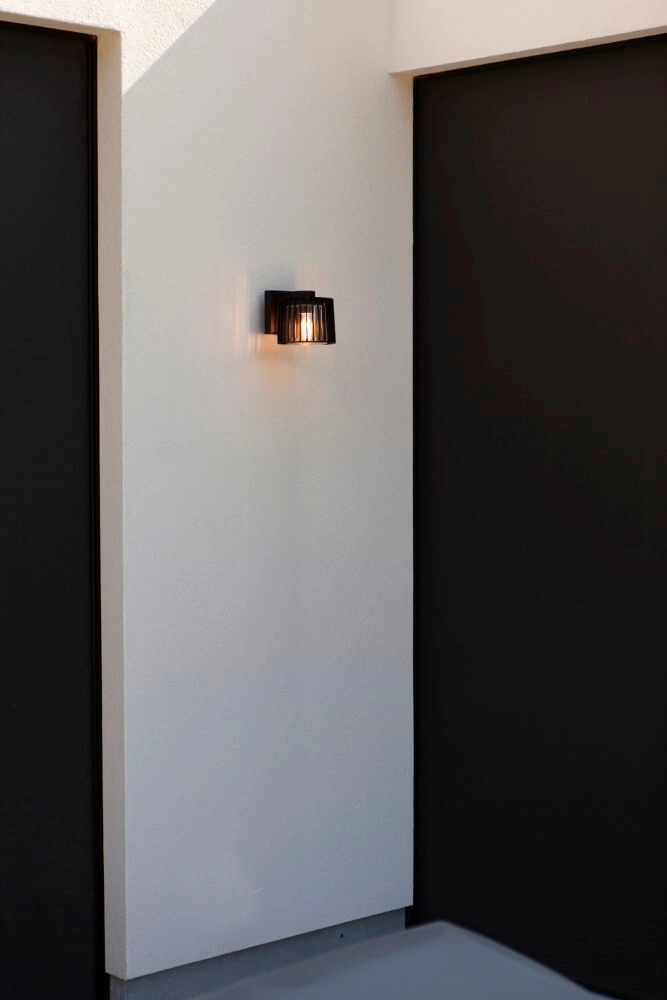 Leuke wandlamp Shyne zwart Lutec 6939412015552