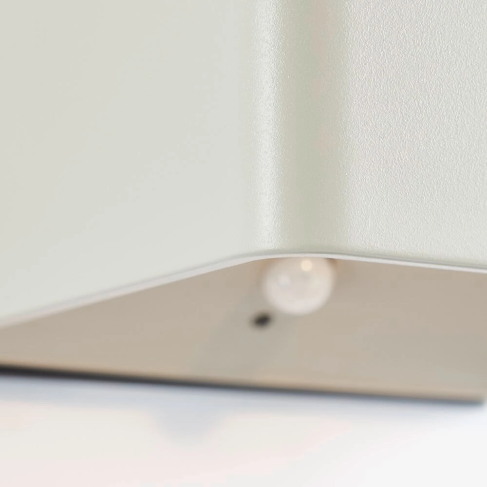 Créme opbouwspot Iseo oplaadbaar Brilliant 4004353435584