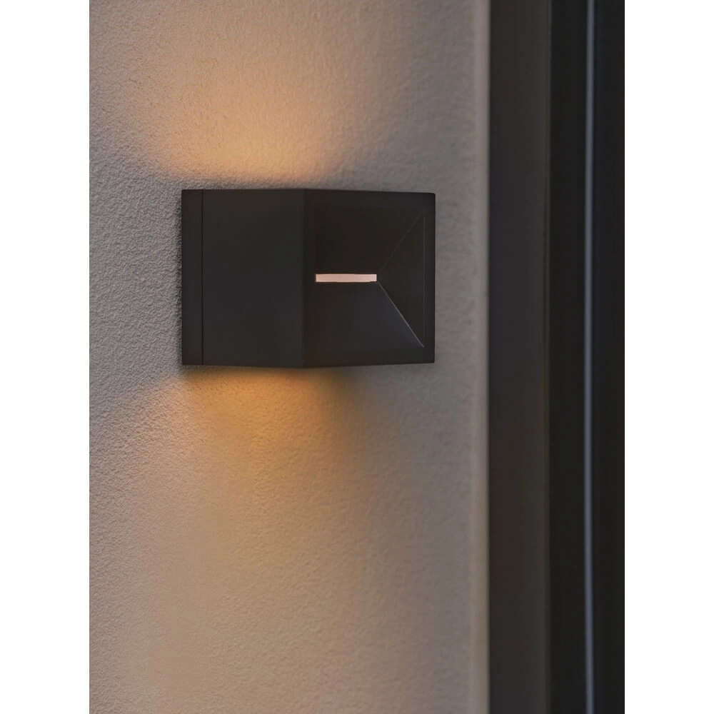 Vierkante wandlamp Rivo zwart Nordlux 5704924023521