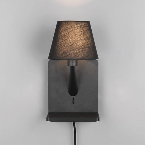 Strak nachtlampje Comfort zwart - met usb Trio 4017807614763