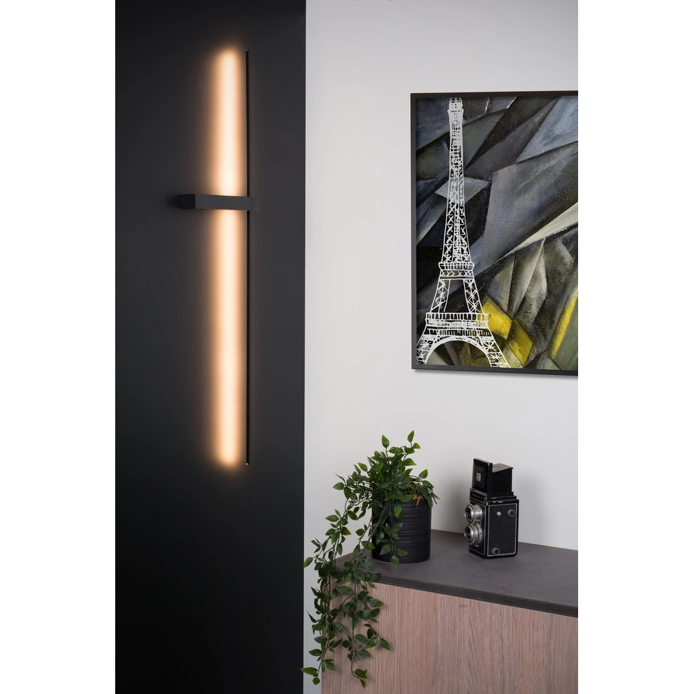Strakke wandlamp Segin zwart 90cm Lucide 5411212126917