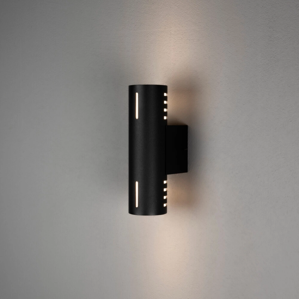 Design wandlamp Cuneo zwart met wit glas Design wandlamp Cuneo zwart met wit glas