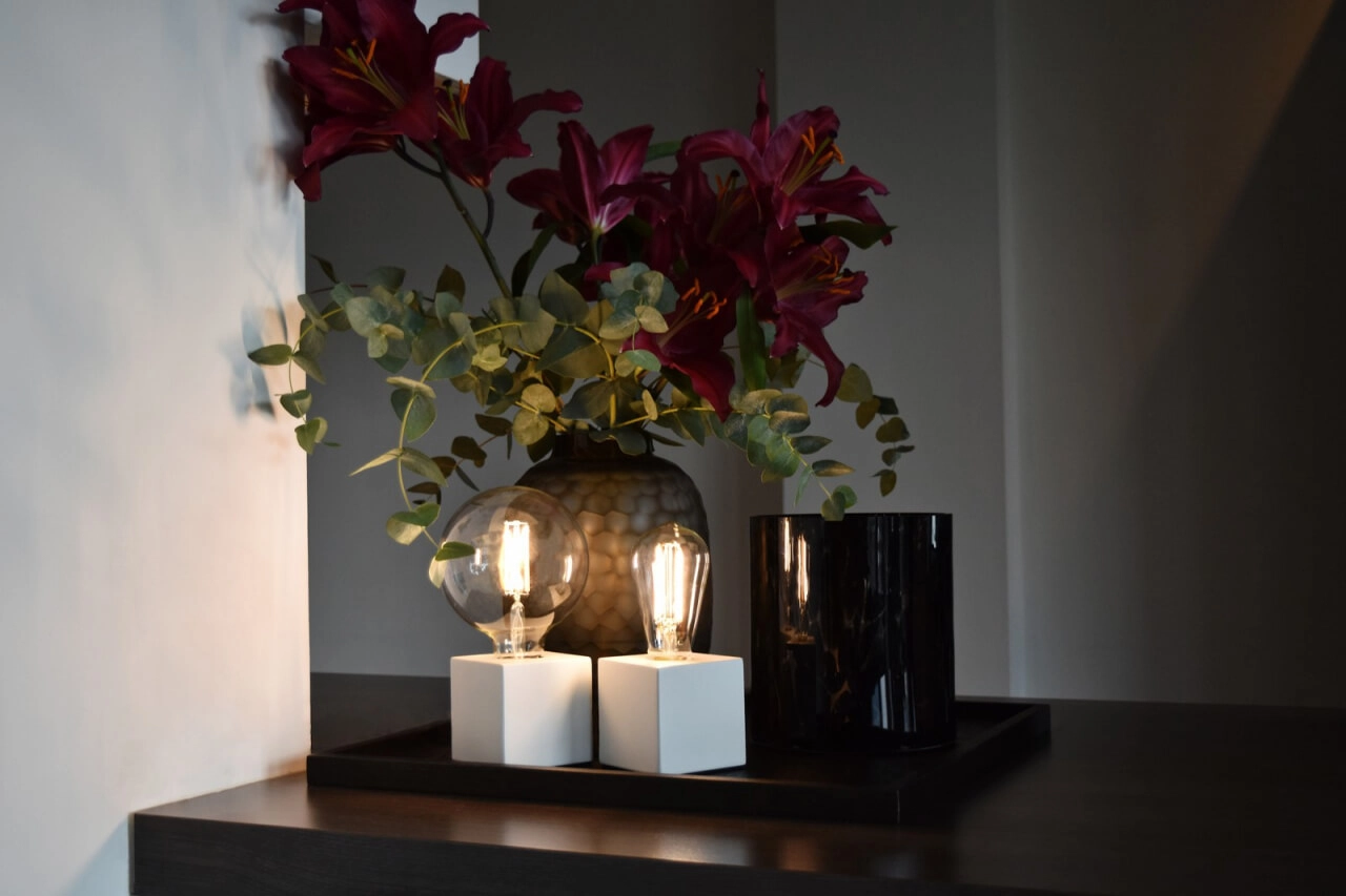 Wit tafellampje Calexa Circle 8712879147992