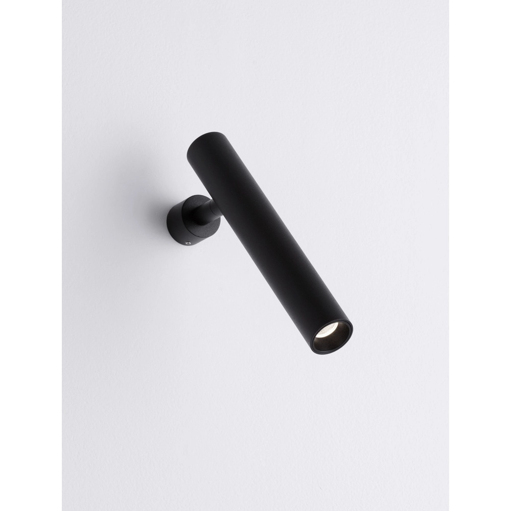 Wandlamp Arlo zwart Lyora 5212017460691