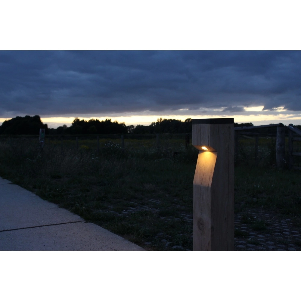 Houten solar padverlichting Eye Solar Eiken - 17,5x17,5x90 - PH04 - 2700K Timberlab 8716803513891