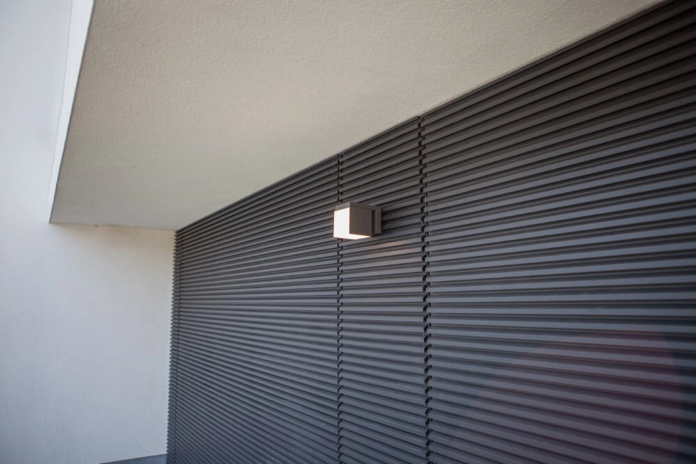 Zwarte design wandlamp Cuba enkel Lutec 6939412011578