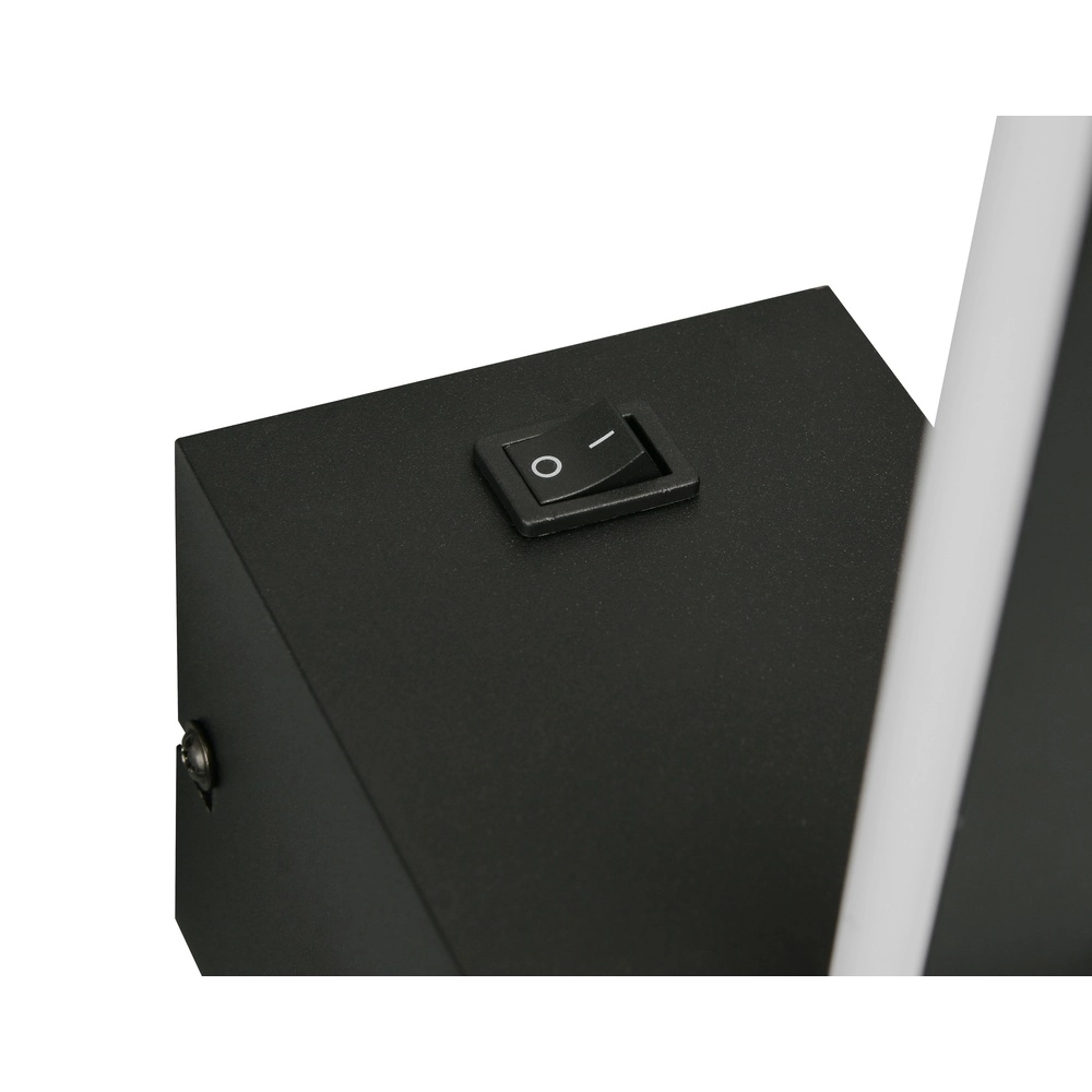 Moderne wandlamp Cassino zwart 67,5cm Trio 4017807683202