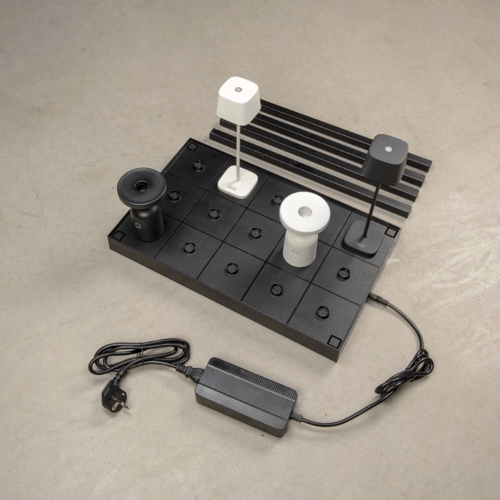 Zwart Oplaadpaneel voor 15 tafellampjes KonstSmide 7318307836752