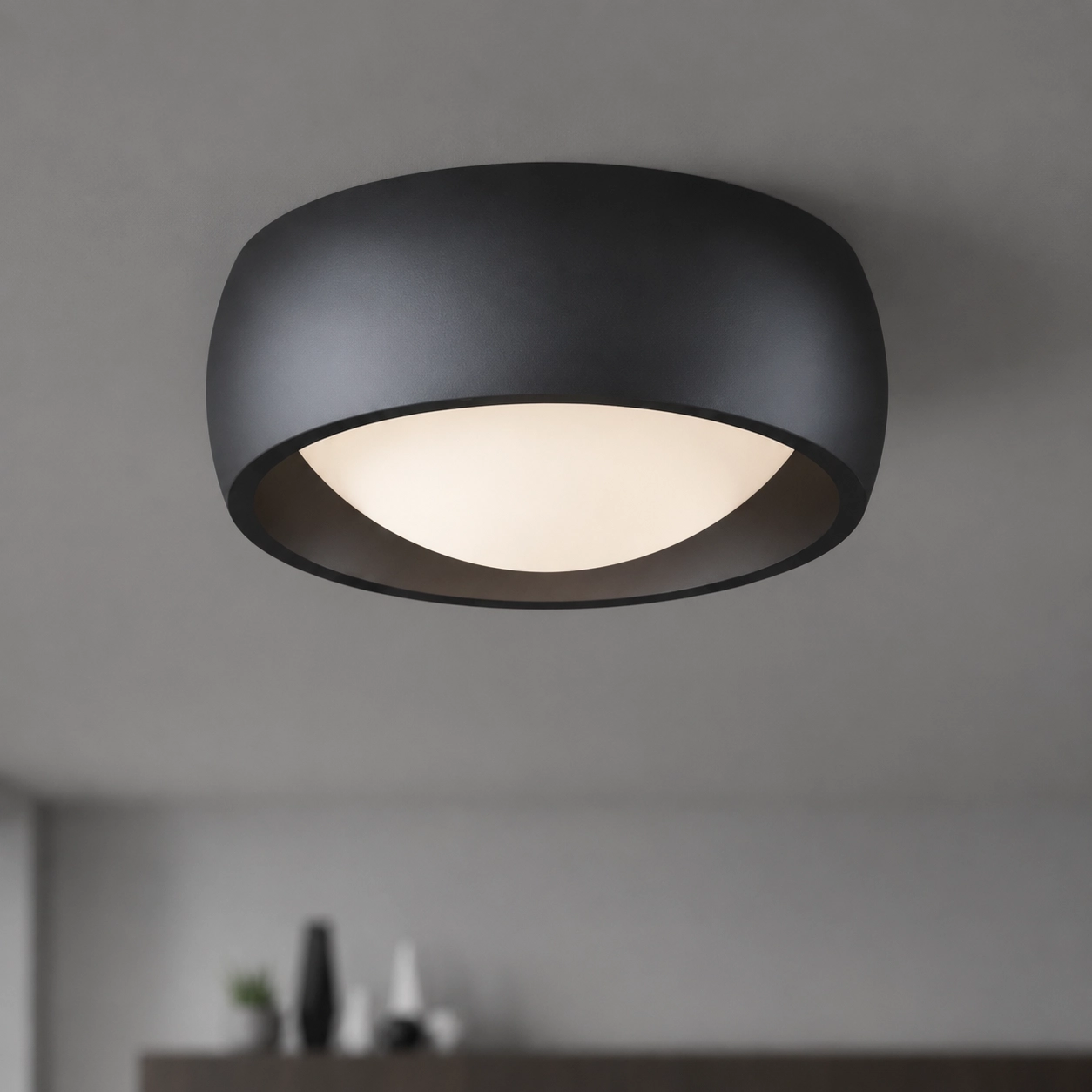 Strakke plafondlamp Montana Ø15cm - Zwart