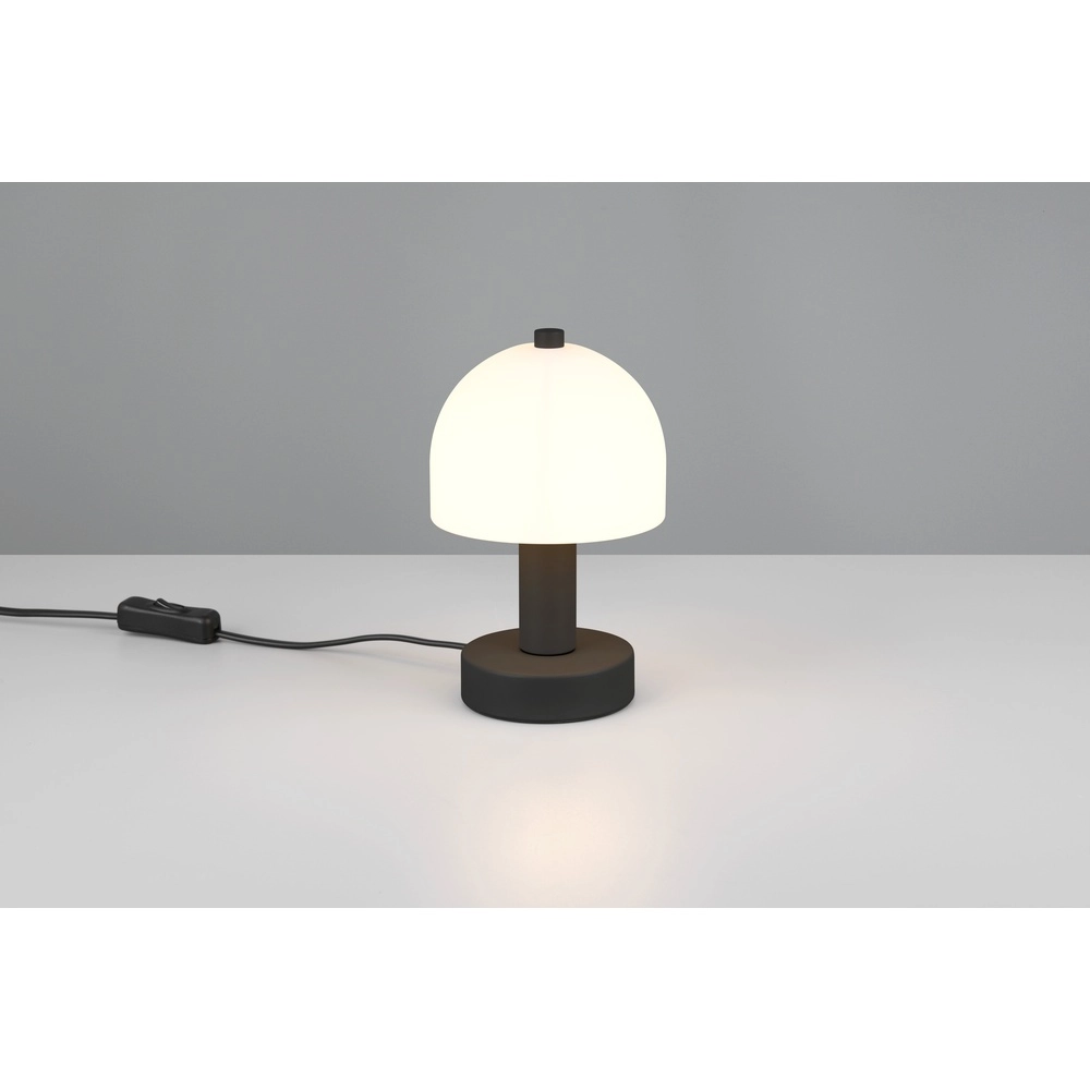 Strakke tafellamp Glenn zwart Trio 4017807613605