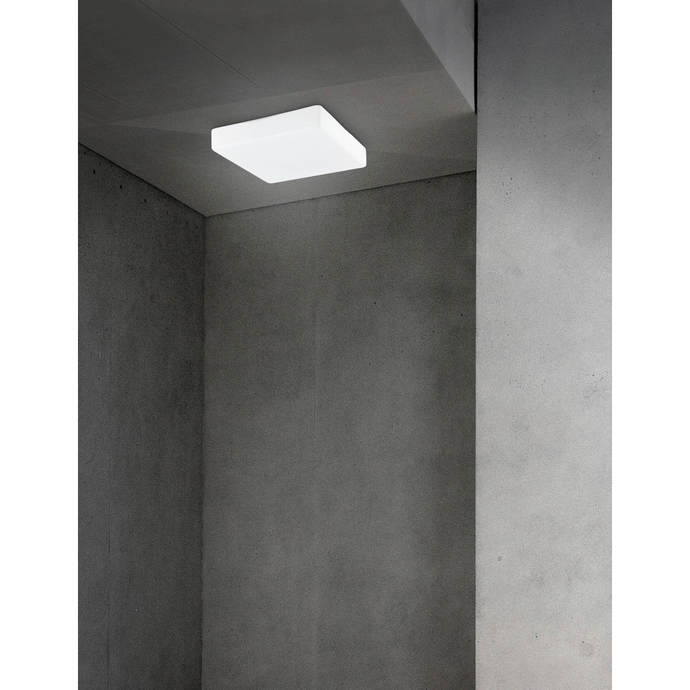 Plafondlamp Cube vierkant 20,5cm Lyora 5212017405791