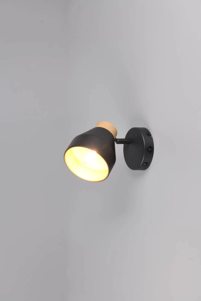 Design wandlamp Valentin zwart Trio 4017807637397