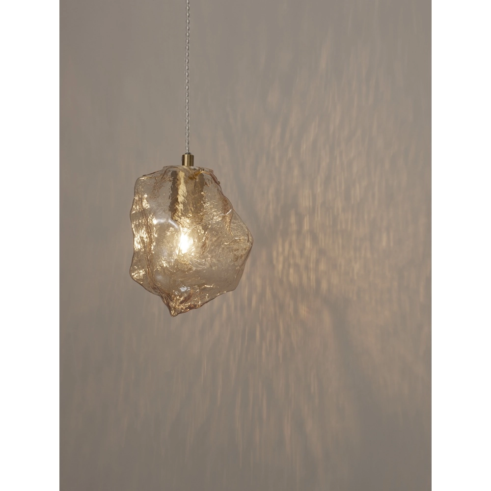 Hanglamp Odelle goud met amber glas Lyora 5212017434388